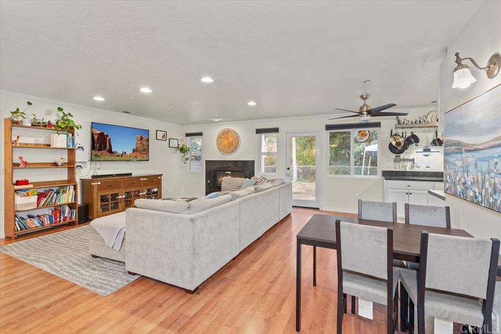 933 Silverbrook Drive