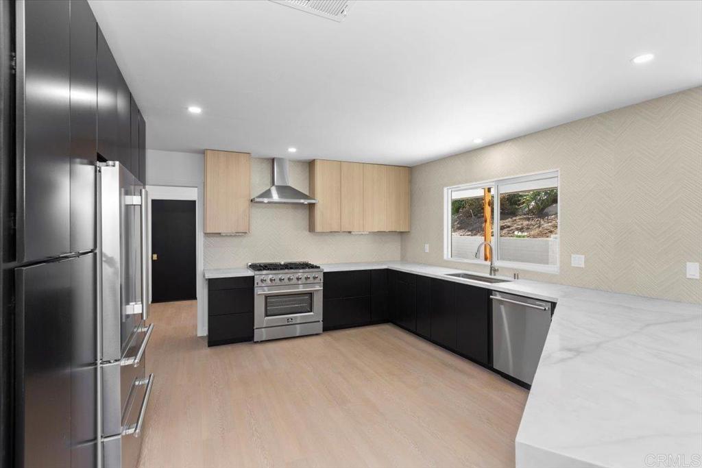 16220 Del Norte