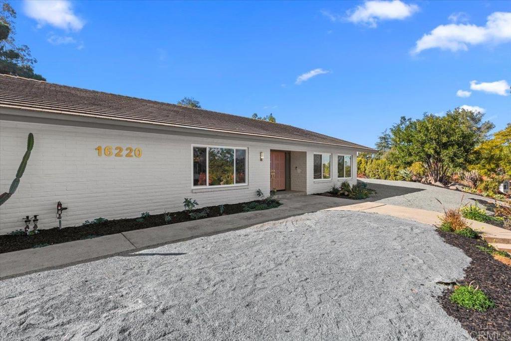 16220 Del Norte