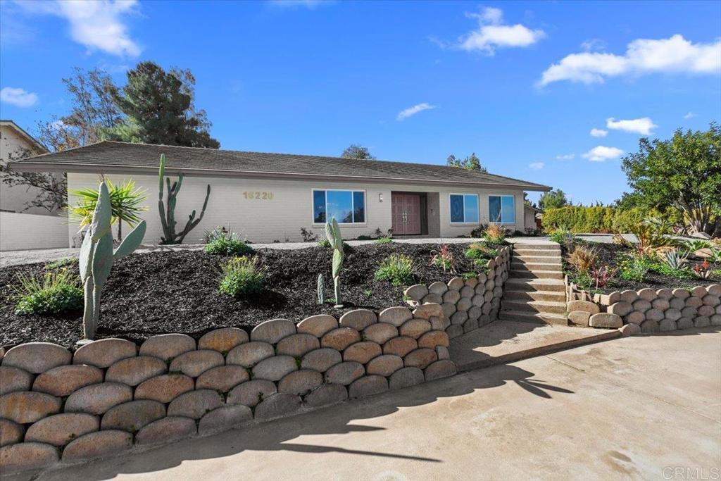 16220 Del Norte