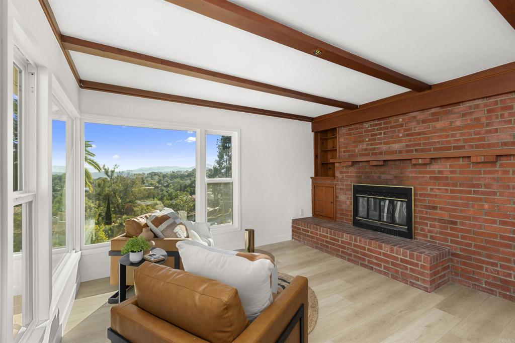 874 Hacienda Drive