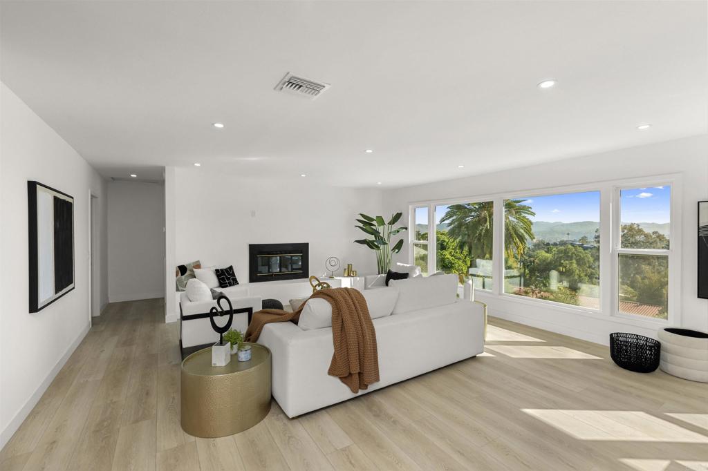 874 Hacienda Drive