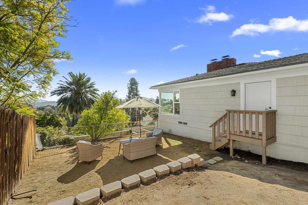 874 Hacienda Drive