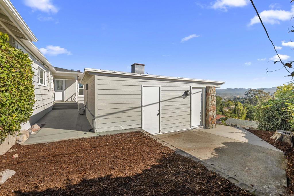 874 Hacienda Drive