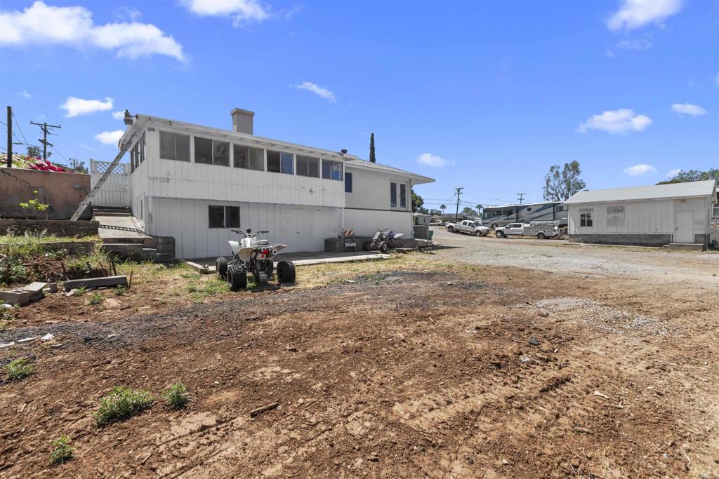 12752 Lindo Lane