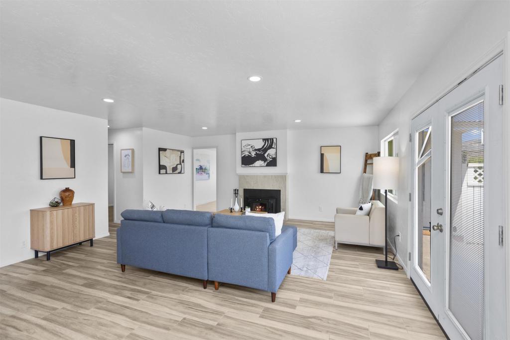 12752 Lindo Lane