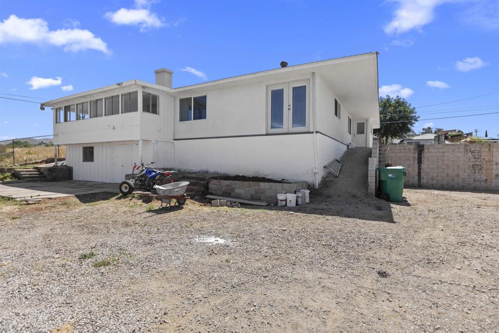 12752 Lindo Lane