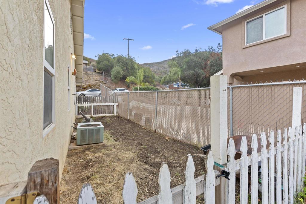933 Silverbrook Drive