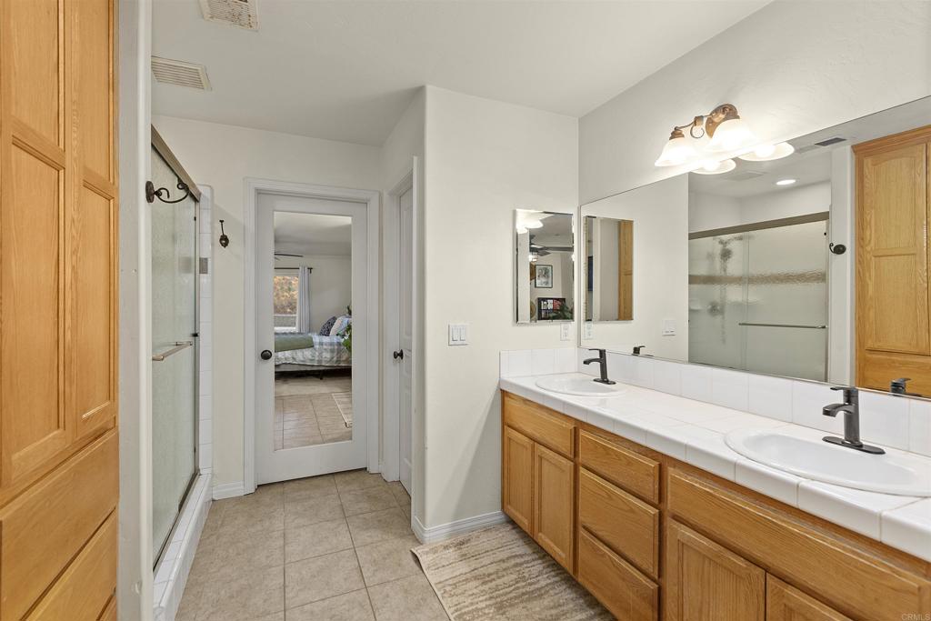 933 Silverbrook Drive