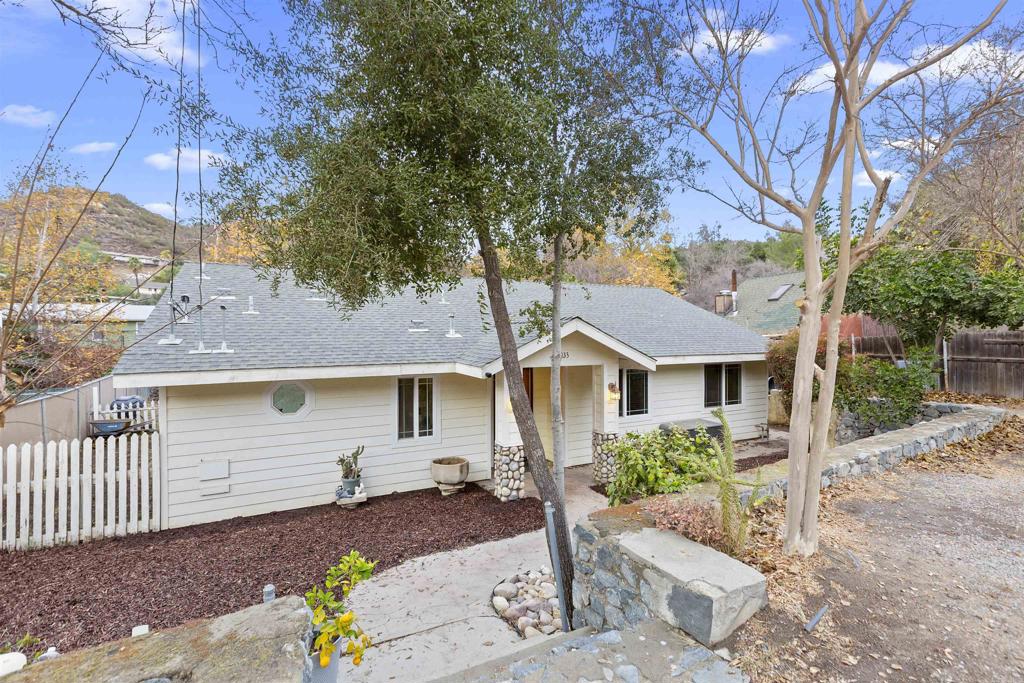 933 Silverbrook Drive