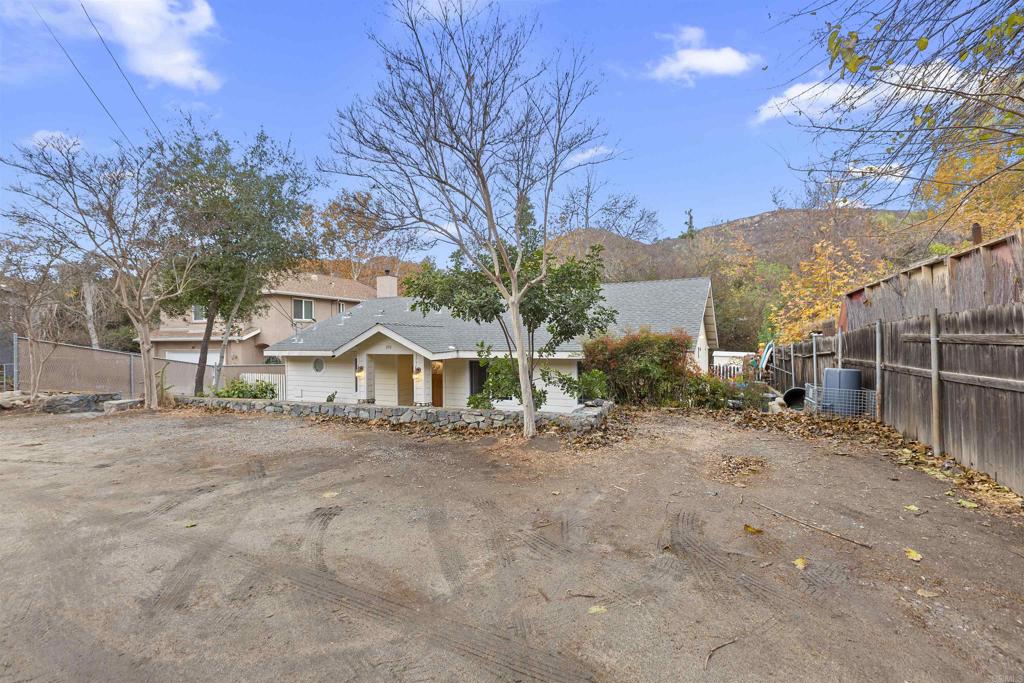 933 Silverbrook Drive