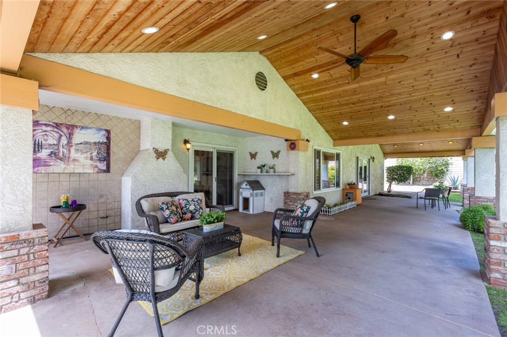 16014 Yarnell Street