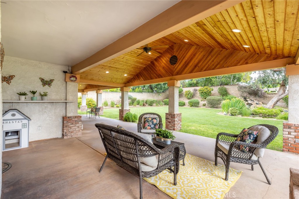 16014 Yarnell Street