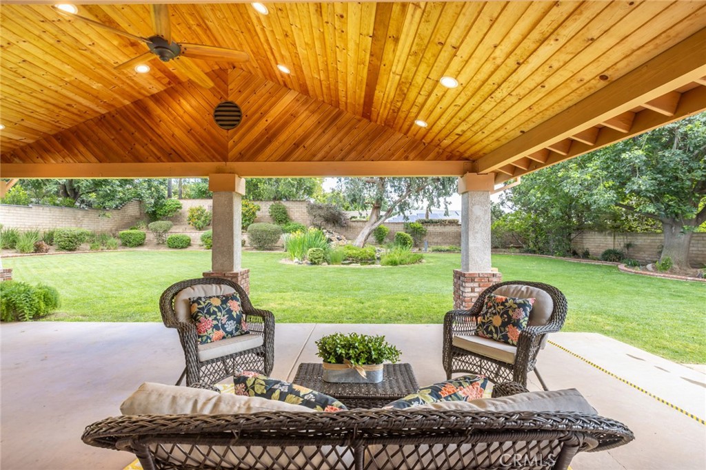 16014 Yarnell Street