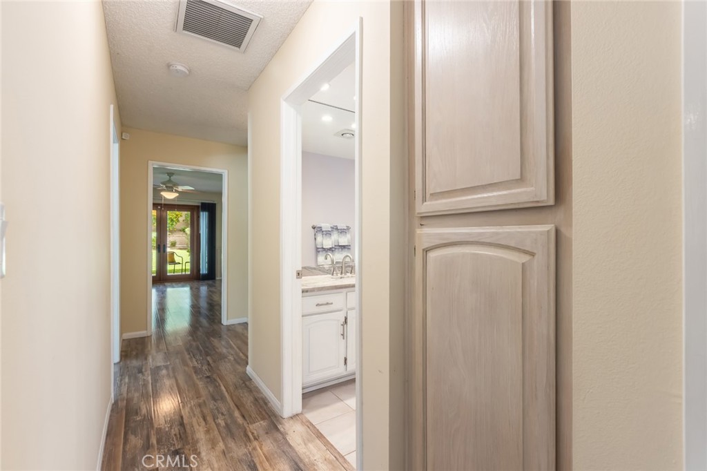 16014 Yarnell Street