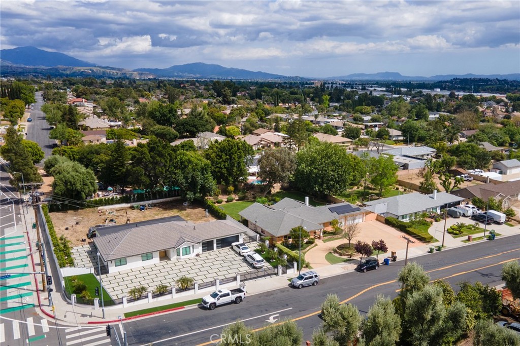 16014 Yarnell Street