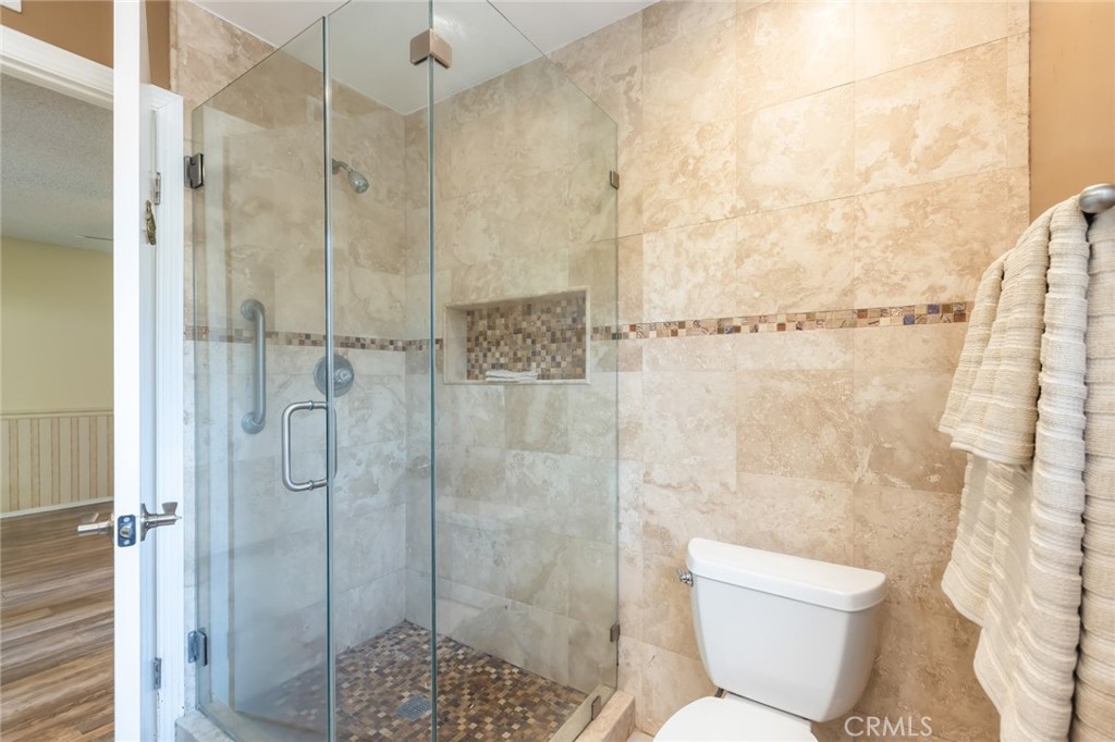 16014 Yarnell Street