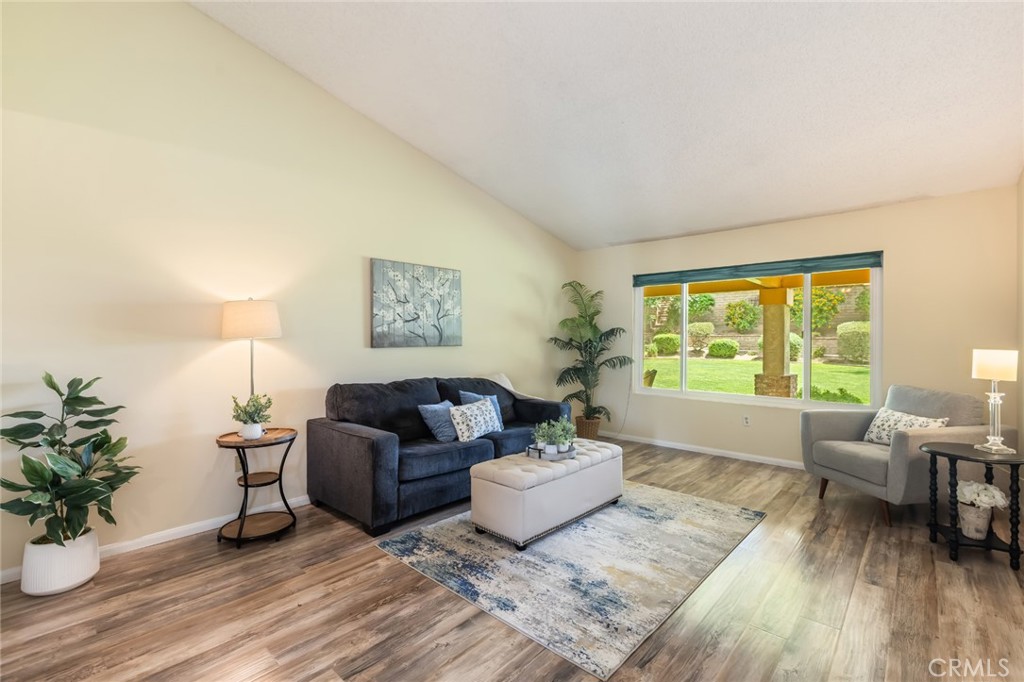 16014 Yarnell Street