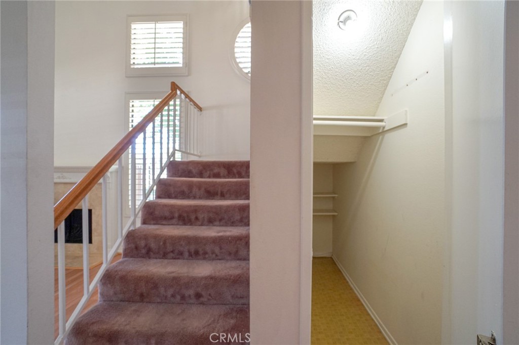 6861 Valley Circle Boulevard 13