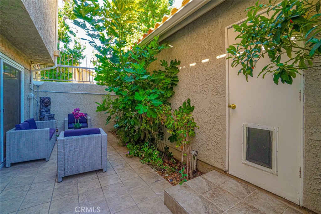 6861 Valley Circle Boulevard 13