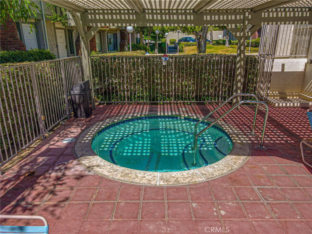 6861 Valley Circle Boulevard 13