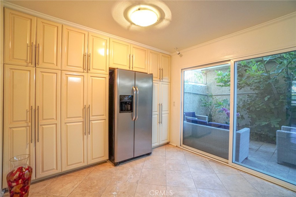 6861 Valley Circle Boulevard 13