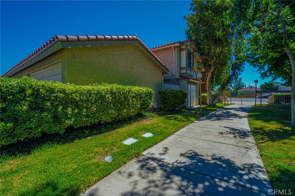 6861 Valley Circle Boulevard 13