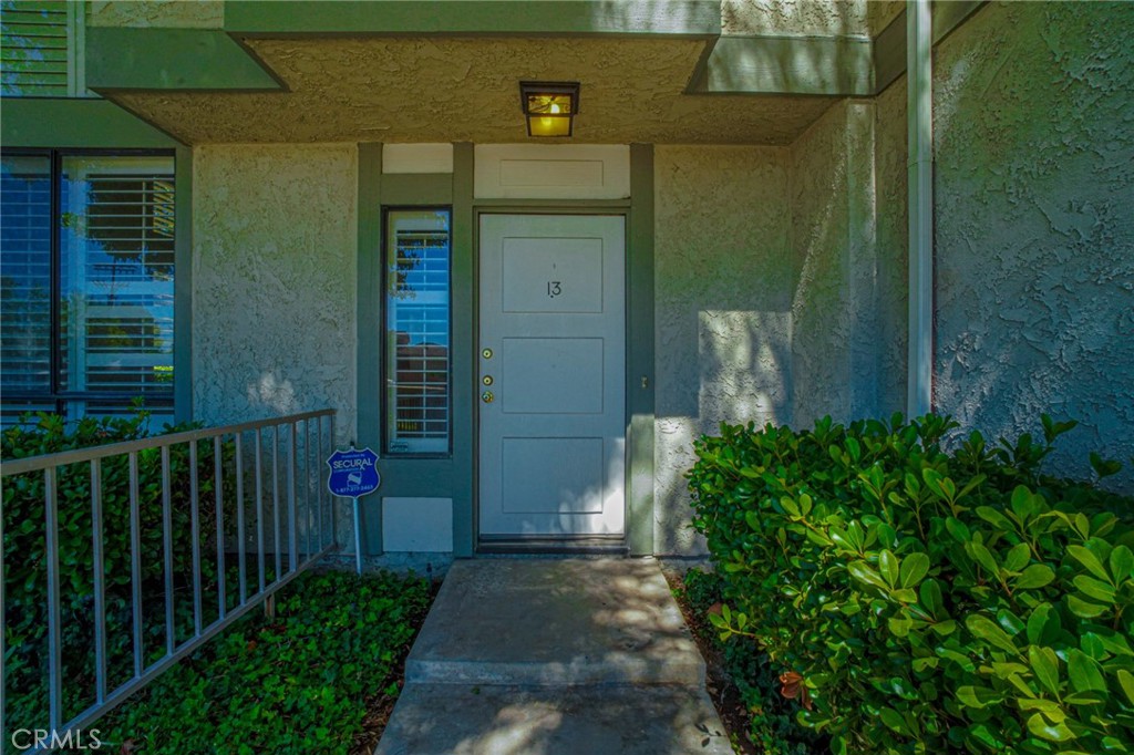 6861 Valley Circle Boulevard 13