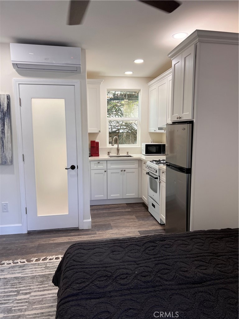 2515 Crest View Drive ADU 1