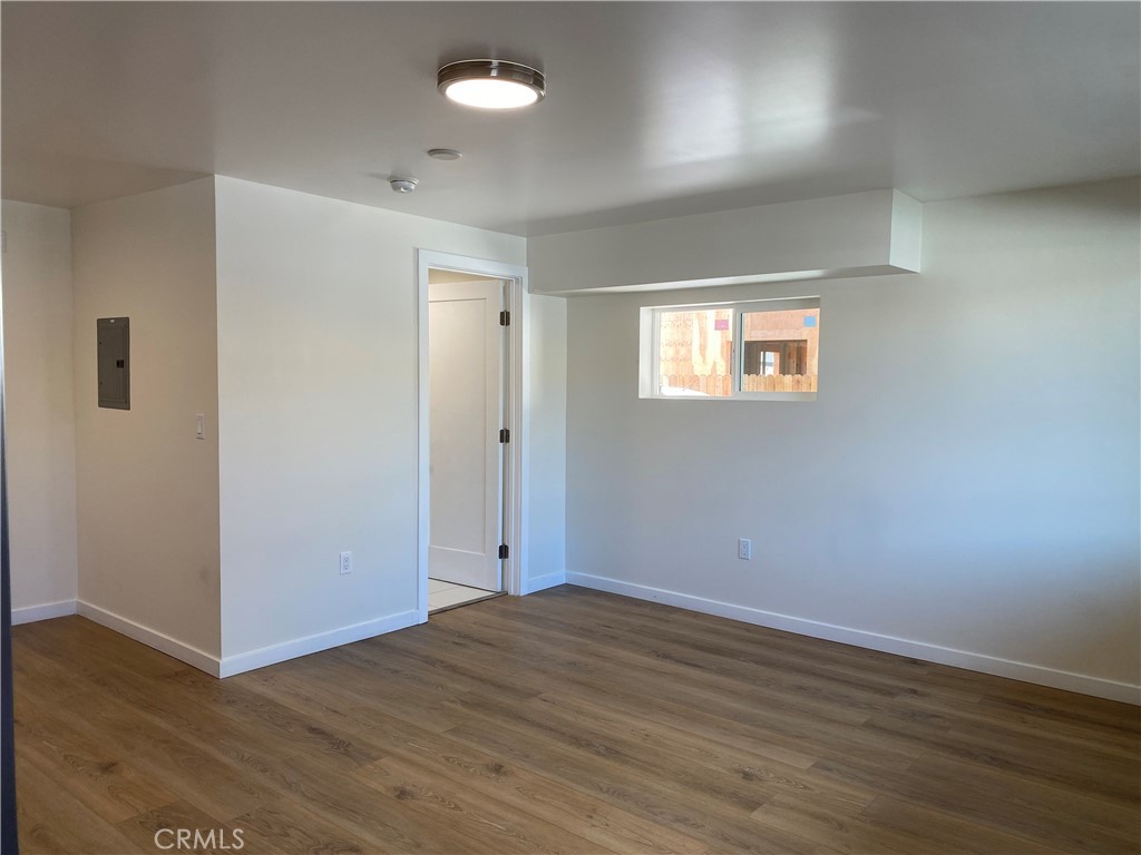 12126 Oxnard Street 10