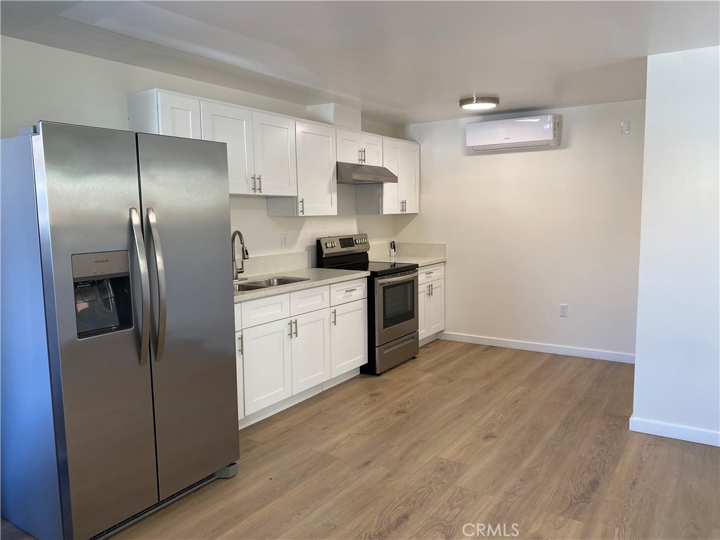 12126 Oxnard Street 10