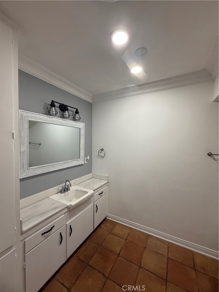 9031 Phyllis Avenue 1