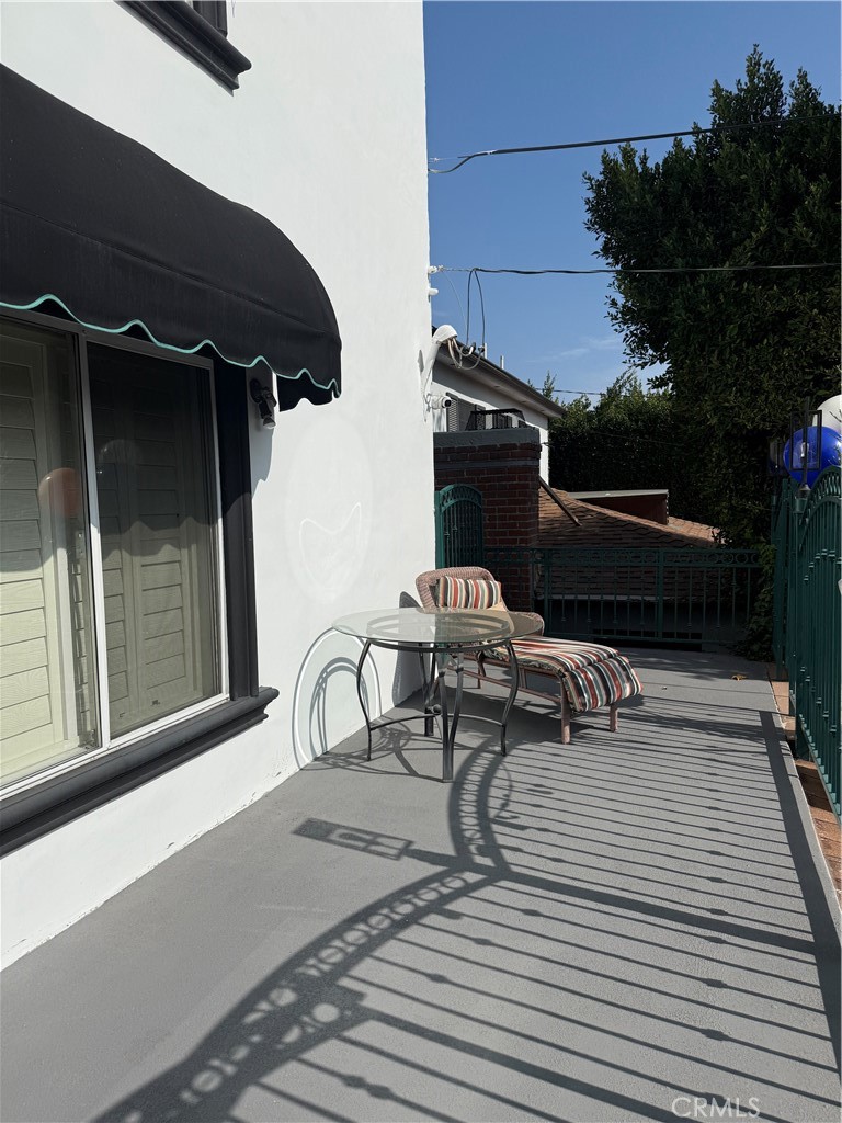 9031 Phyllis Avenue 1