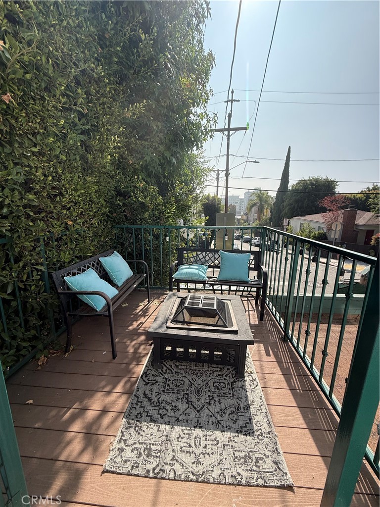 9031 Phyllis Avenue 1