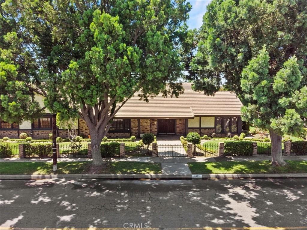 8560 Cherokee Drive
