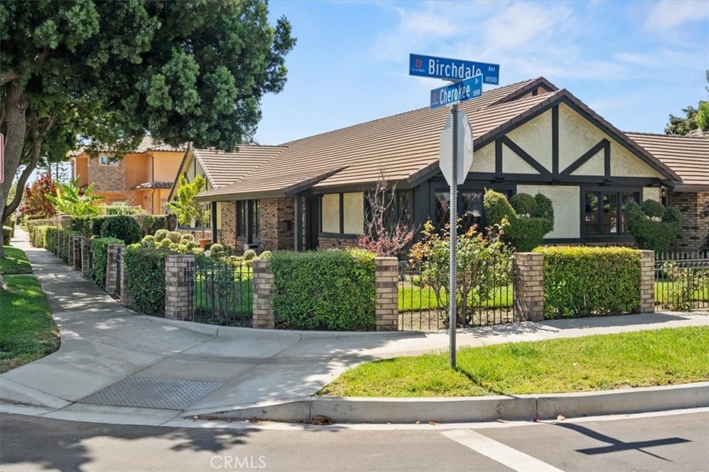 8560 Cherokee Drive
