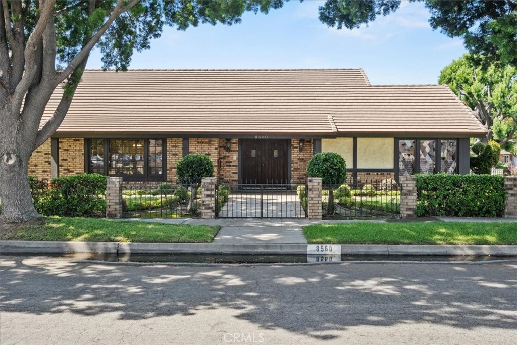 8560 Cherokee Drive