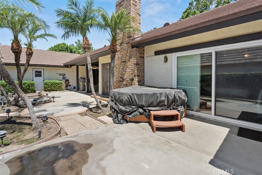8560 Cherokee Drive