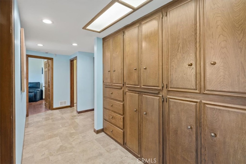 8560 Cherokee Drive