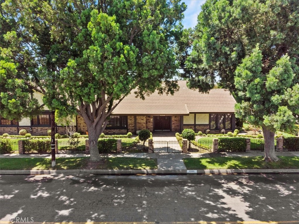 8560 Cherokee Drive