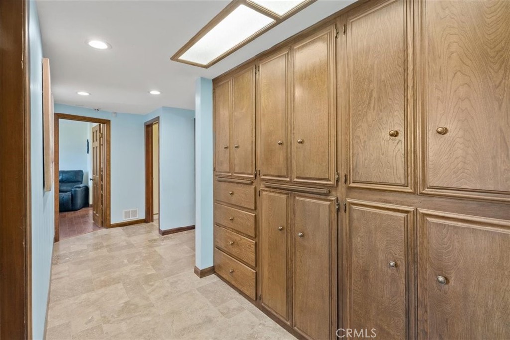8560 Cherokee Drive