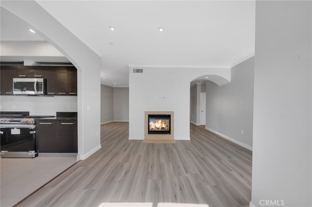 7348 De Soto Avenue 102