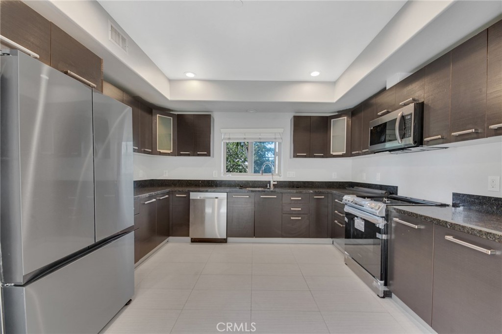 7348 De Soto Avenue 102