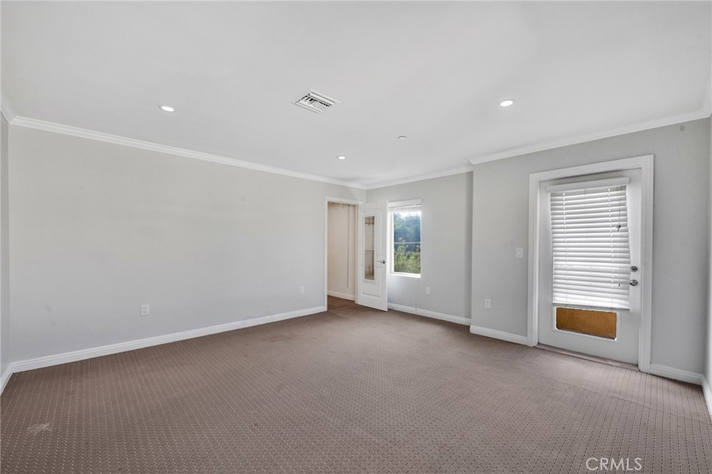 7348 De Soto Avenue 102