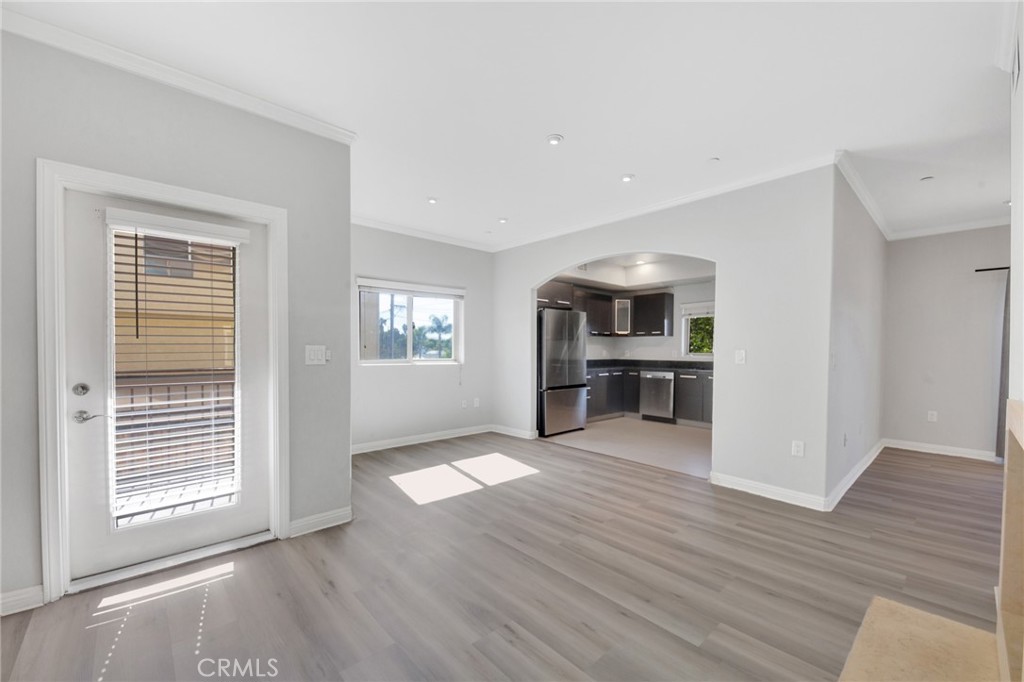 7348 De Soto Avenue 102