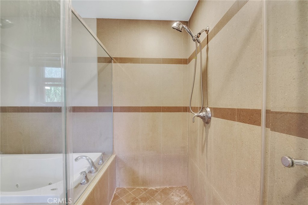 7348 De Soto Avenue 102