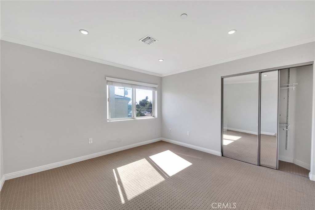 7348 De Soto Avenue 102