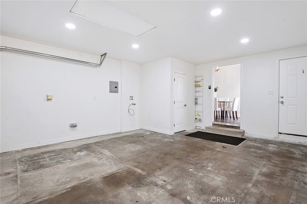 6451 Riverton Avenue