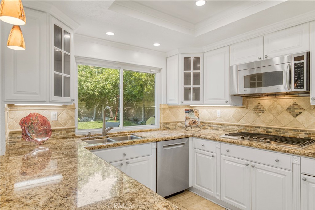 7101 Shadow Ridge Court