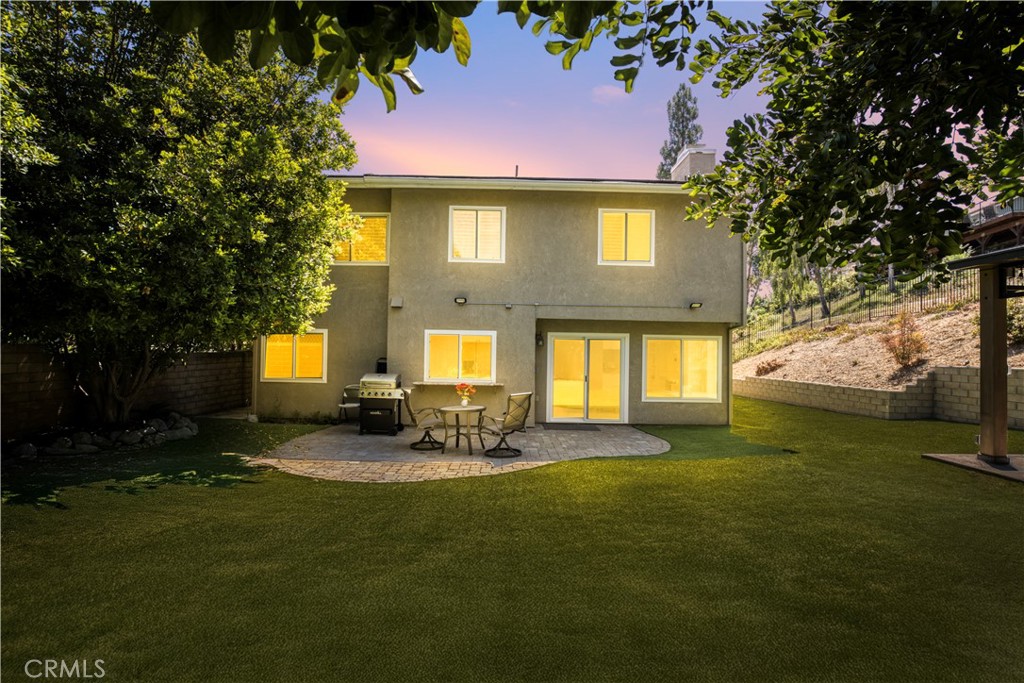 7101 Shadow Ridge Court